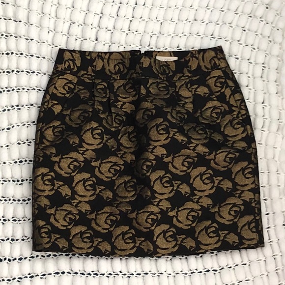 Gold floral mini skirt - Picture 1 of 3